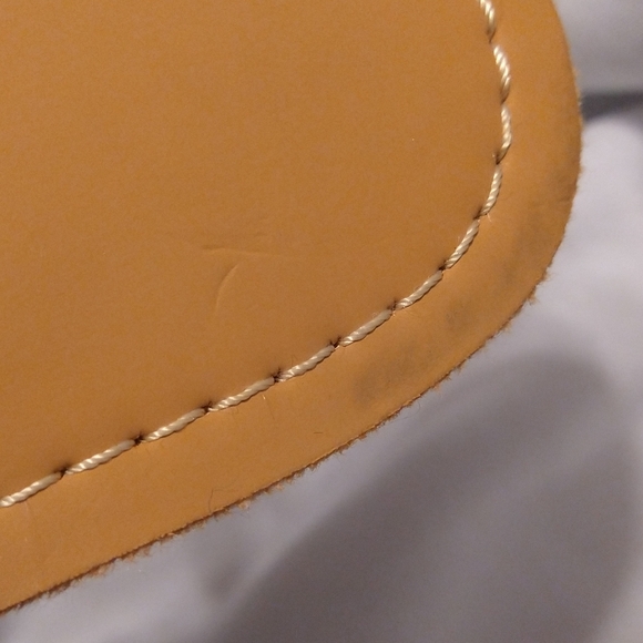 Flip Flop Sandals New Tan with Black Feather Size 9 - Picture 3 of 6